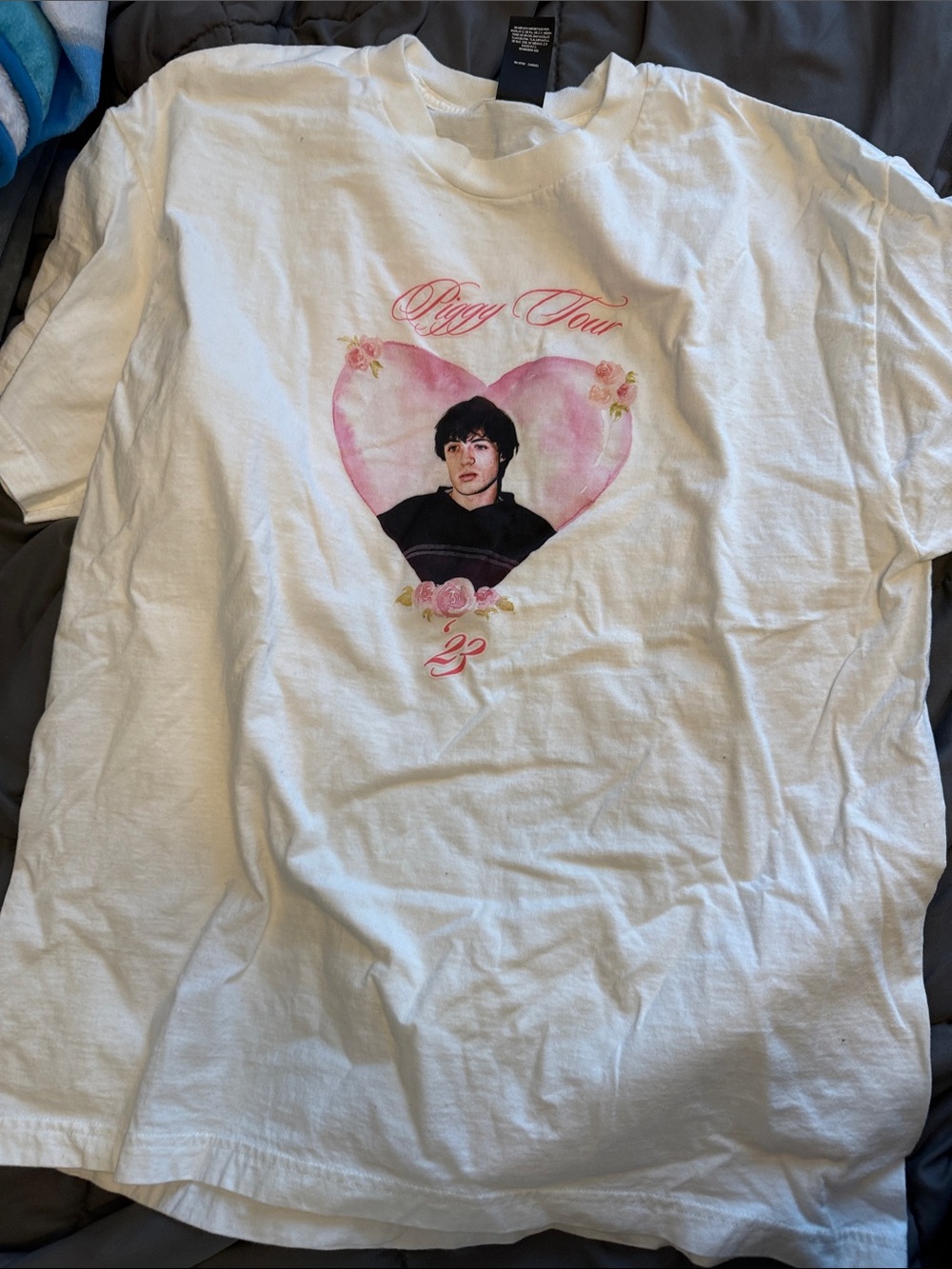 White Peter Mcpoland Graphic Heart Tee -Piggy Tour